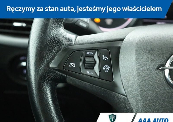 Opel Astra cena 35000 przebieg: 189380, rok produkcji 2018 z Prusice małe 191